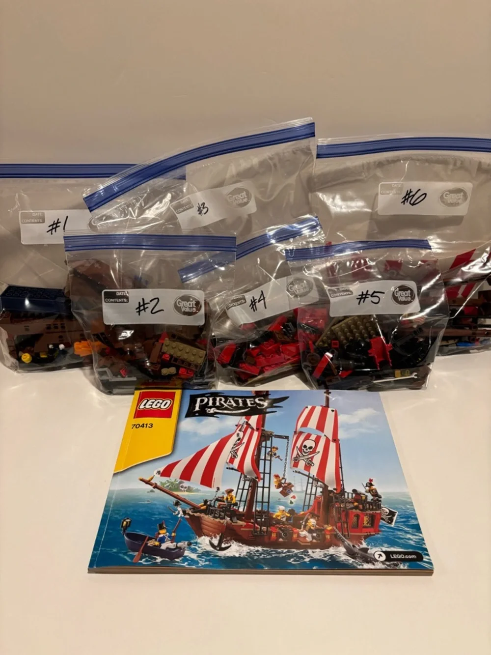LEGO #70413 The Brick Bounty - Picture 15 of 16